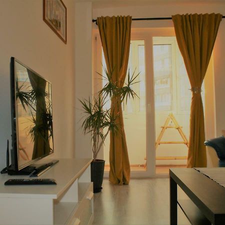 Casa Peterfi - Apartment With 3 Bedrooms And Spacious Living Room Târgu-Mureş Dış mekan fotoğraf